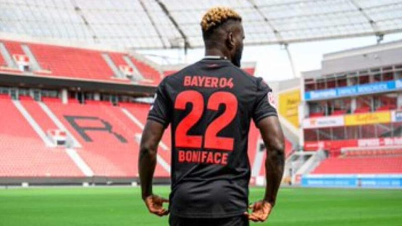 Victor Boniface – “Cỗ xe tăng” mới nổi đang khuấy đảo Bundesliga