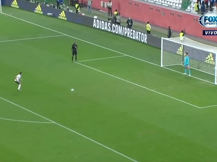 Top 5 pha đá penalty nghẹt thở xảy ra trong hiệp phụ các trận đấu khuya